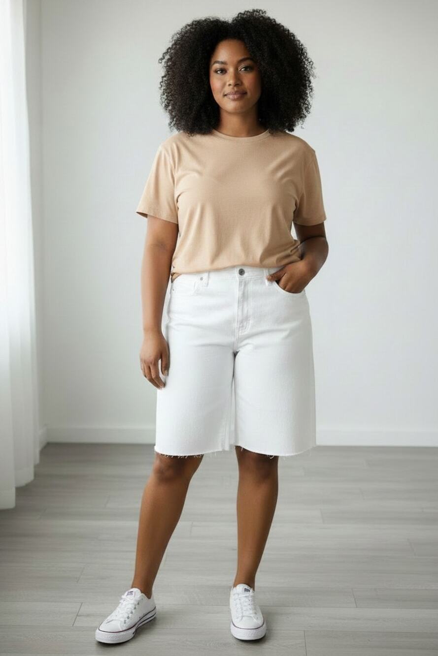 Time and Tru Women's Barrel Bermuda Shorts Raw Hem Color: White Size: 14